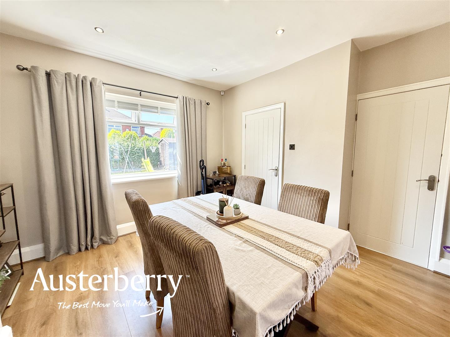 3 bed property in Cedar Grove, Stoke-On-Trent